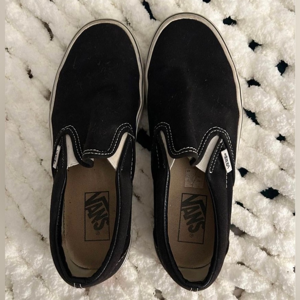 Women’s Black Slip On Vans
